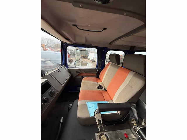 Iveco - 120-23 - vrachtwagen - afbeelding 4 van  26