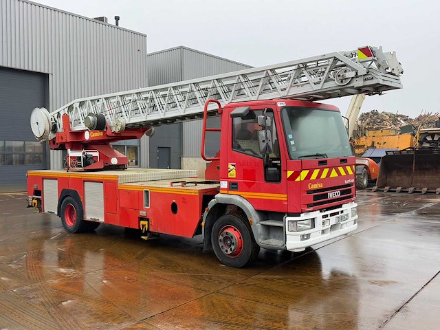 Iveco - 130e23 4x2 firetruck - truck - 1997 - afbeelding 1 van  8
