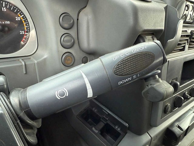 Iveco - 20005 - stralis - vrachtwagen - afbeelding 10 van  15