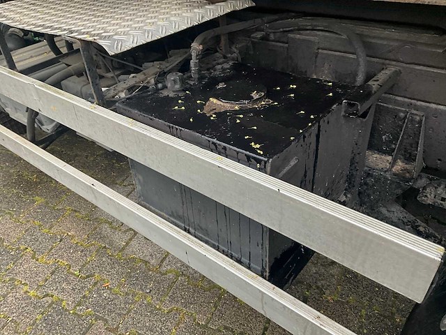 Iveco - 2004 - eurocargo 80e18 - container vrachtwagen met kabelsysteem - afbeelding 15 van  19