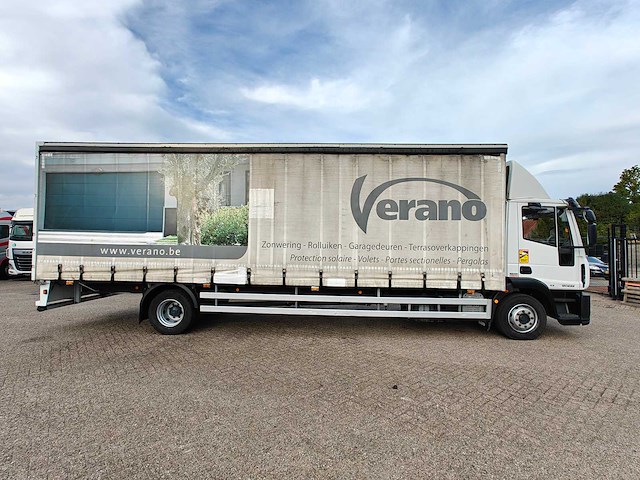 Iveco - 2012 - eurocargo - vrachtwagen - afbeelding 30 van  35