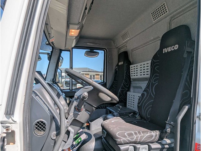 Iveco - 2014 - 100e19 - vrachtwagen - afbeelding 8 van  41