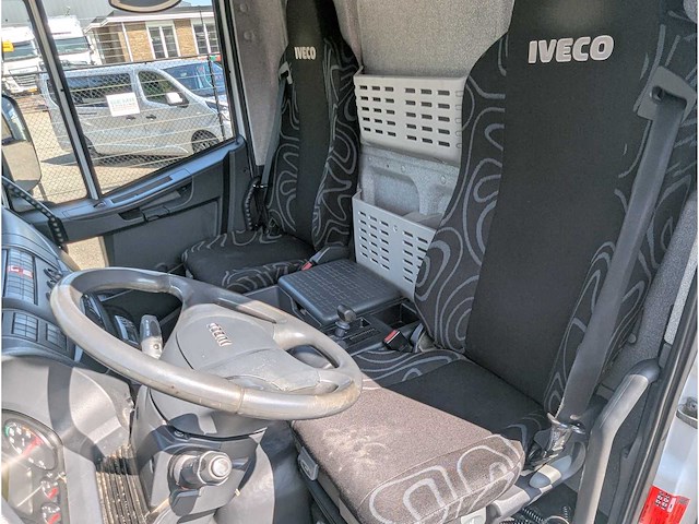 Iveco - 2014 - 100e19 - vrachtwagen - afbeelding 9 van  41