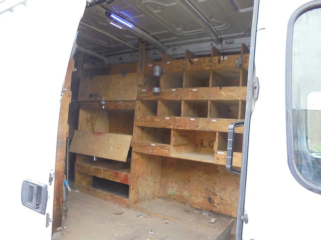 Iveco - 29 l 12v 330 h2 - 02-vzj-1 - afbeelding 6 van  8