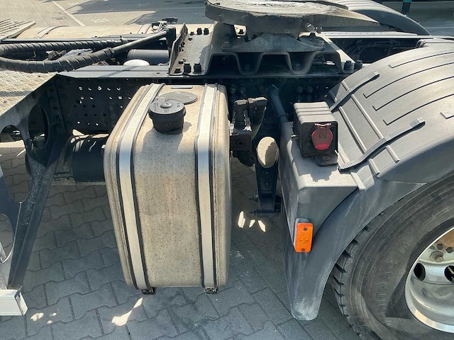 Iveco - as440st/p - stralis my16 as 440s46t/p - bedrijfswagen - afbeelding 16 van  35