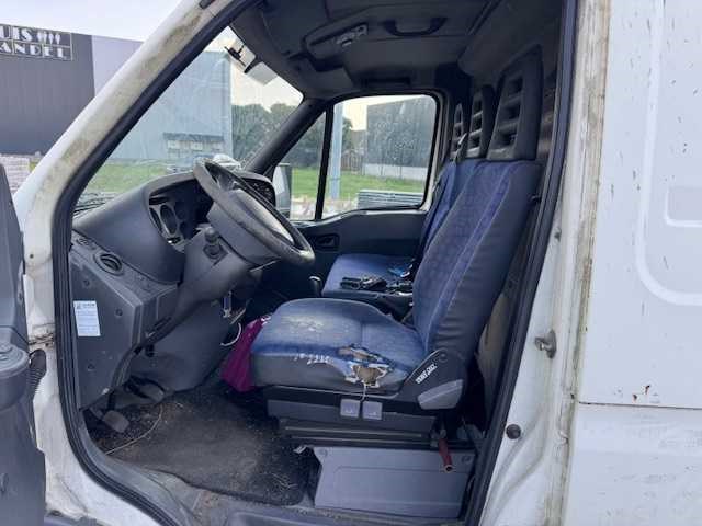 Iveco - bedrijfswagen - afbeelding 14 van  29