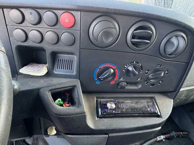 Iveco - bedrijfswagen - afbeelding 18 van  29