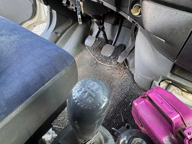 Iveco - bedrijfswagen - afbeelding 20 van  29