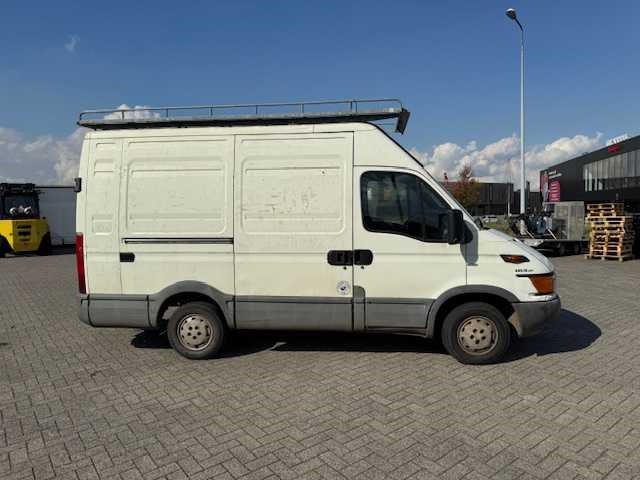 Iveco - bedrijfswagen - afbeelding 24 van  29