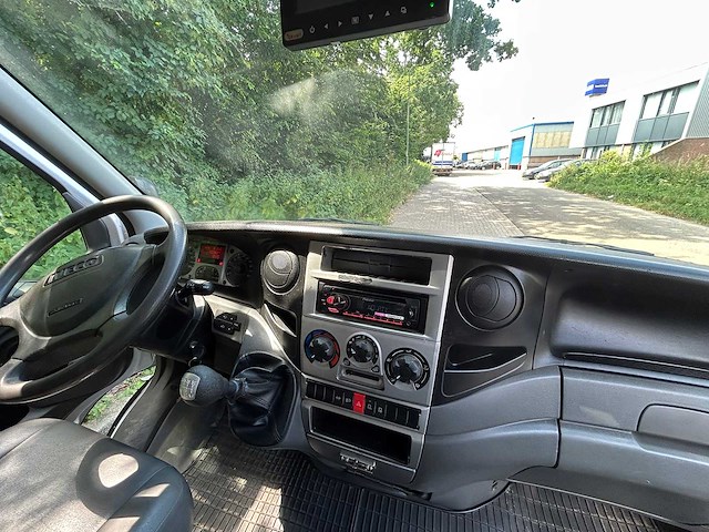 Iveco - c35c - bedrijfswagen + heila telescoopkraan - afbeelding 8 van  30