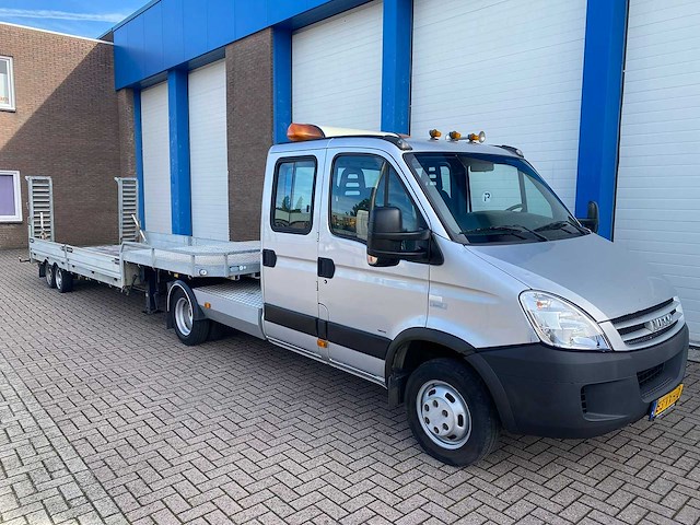 Iveco - dagelijks 10 ton - vrachtwagen - 2008 - afbeelding 1 van  19