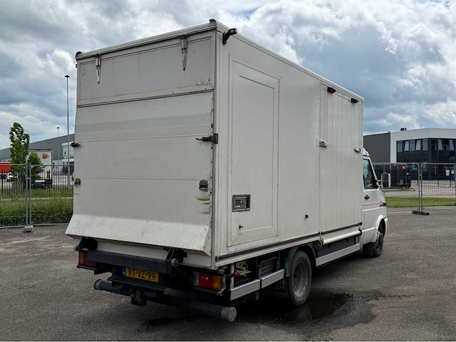 Iveco - daily - 35.10 td paardenwagen - paardenvervoer - afbeelding 15 van  44