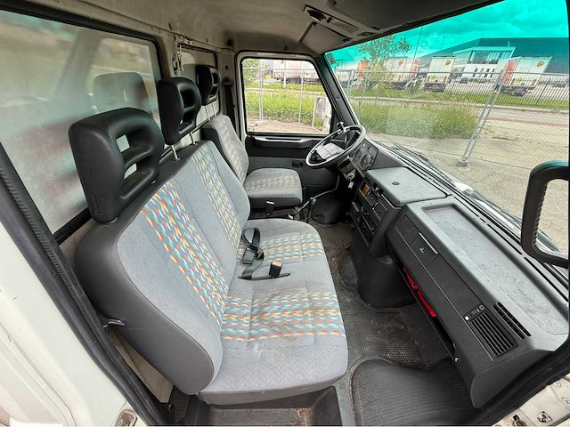 Iveco - daily - 35.10 td paardenwagen - paardenvervoer - afbeelding 25 van  44