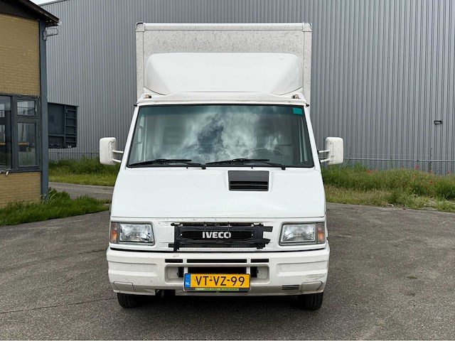 Iveco - daily - 35.10 td paardenwagen - paardenvervoer - afbeelding 40 van  44