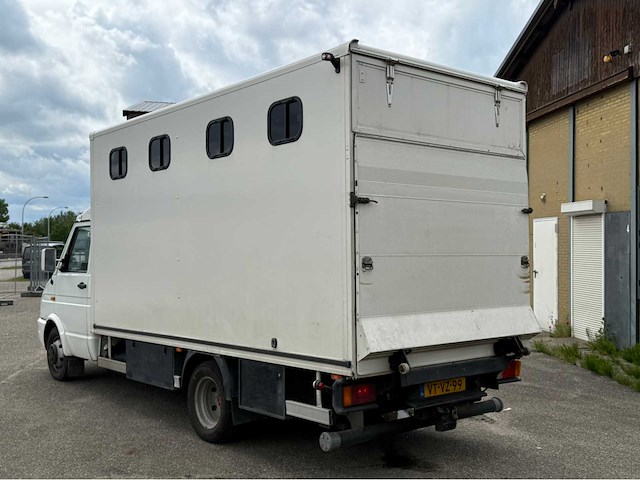 Iveco - daily - 35.10 td paardenwagen - paardenvervoer - afbeelding 42 van  44