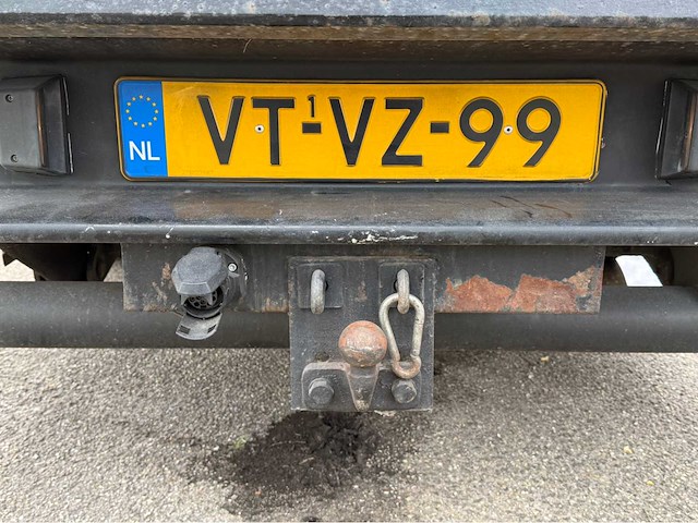 Iveco - daily - 35.10 td paardenwagen - paardenvervoer - afbeelding 43 van  44
