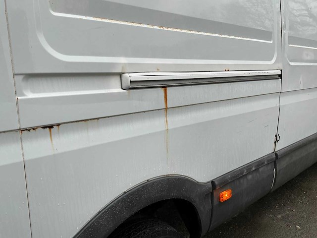 Iveco - daily - 35c11v 395 h2 - bedrijfswagen (65-vr-nd) - afbeelding 14 van  24