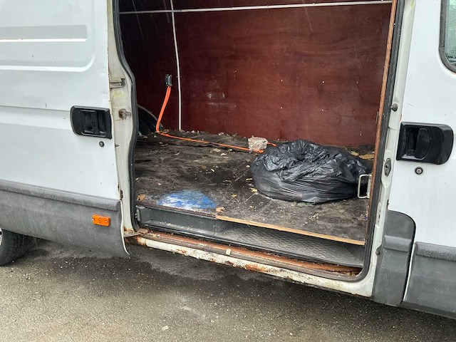 Iveco - daily - 35c11v 395 h2 - bedrijfswagen (65-vr-nd) - afbeelding 15 van  24