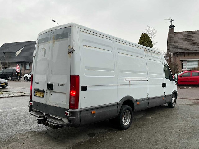 Iveco - daily - 35c11v 395 h2 - bedrijfswagen (65-vr-nd) - afbeelding 19 van  24