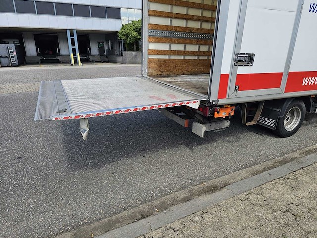 Iveco - daily - 35c13 2.3 375 - dhollandia laadklep - bedrijfswagen - afbeelding 2 van  20