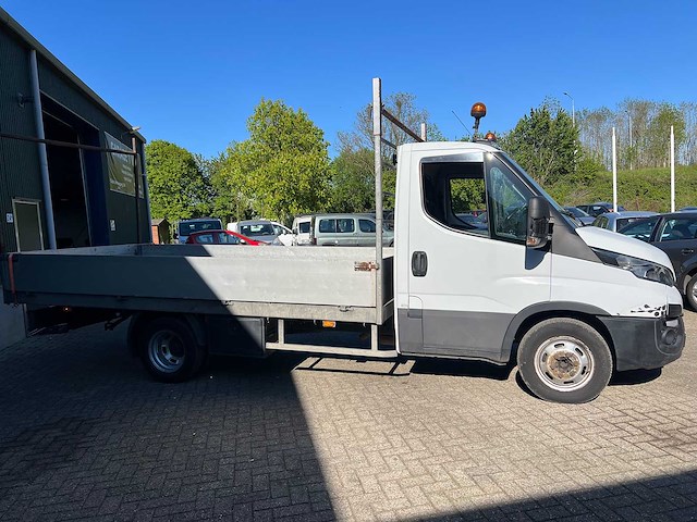 Iveco - daily - 35c16d 2.3 375 - iveco - afbeelding 17 van  22