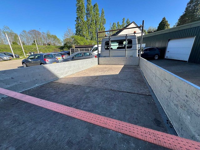 Iveco - daily - 35c16d 2.3 375 - iveco - afbeelding 21 van  22