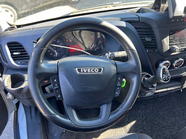 Iveco - daily - 35c16d 2.3 375 - iveco - afbeelding 1 van  4