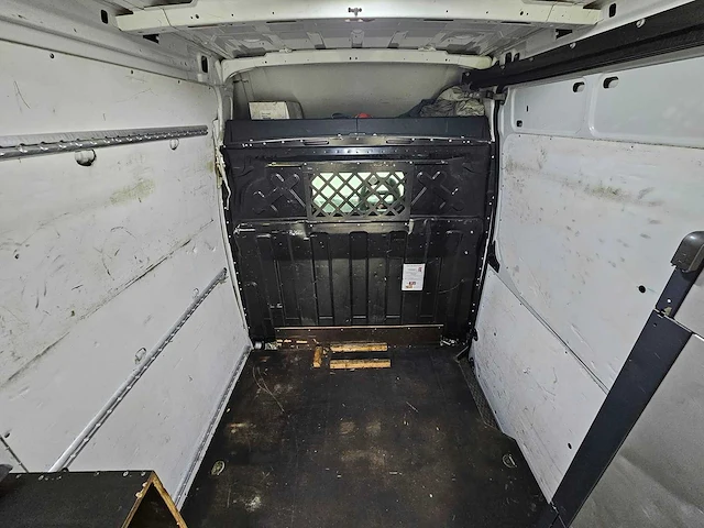 Iveco - daily - 35c16v 2.3 410 h2 - bedrijfswagen - afbeelding 14 van  26