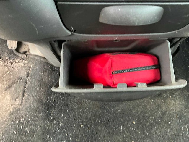 Iveco - daily - 35c21 - bedrijfswagen - afbeelding 19 van  35