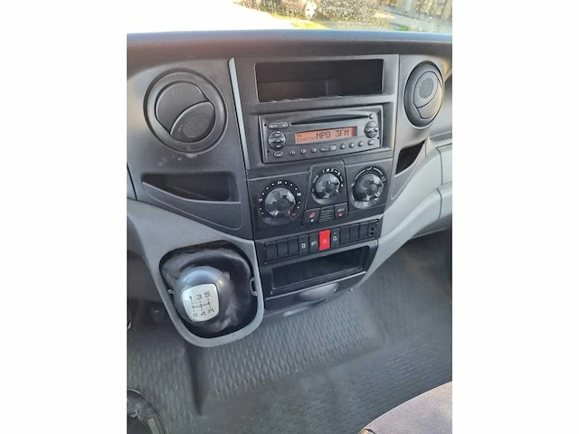 Iveco - daily - 35s12v 330 h3 - 6-vll-75 - afbeelding 5 van  9