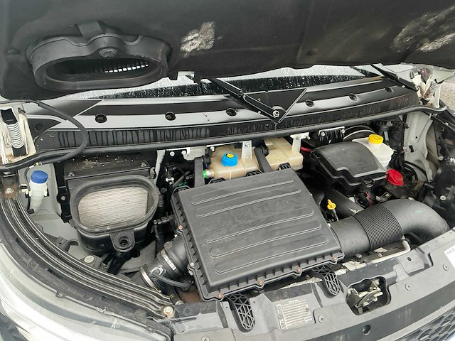 Iveco - daily - 35s13v 2.3 352 l2h2 - van - afbeelding 1 van  14