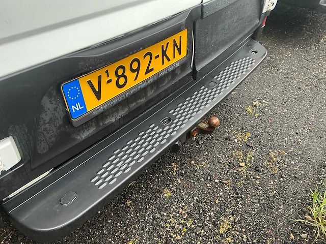 Iveco - daily - 35s13v 2.3 352 l2h2 - van - afbeelding 3 van  14