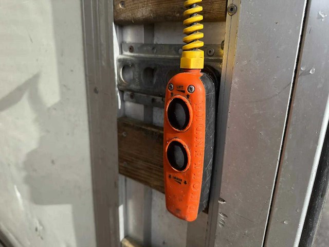 Iveco - daily - 35s14v 2.3 410 h3 - bedrijfswagen - afbeelding 11 van  22