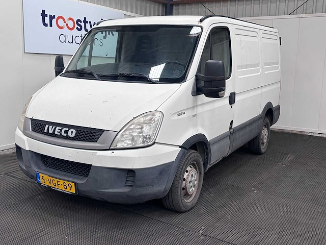 Iveco - daily - 35s14v 300 h1 - bedrijfswagen - afbeelding 1 van  29