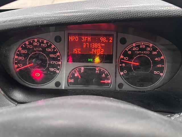 Iveco - daily - 35s14v 300 h1 - bedrijfswagen - afbeelding 26 van  29