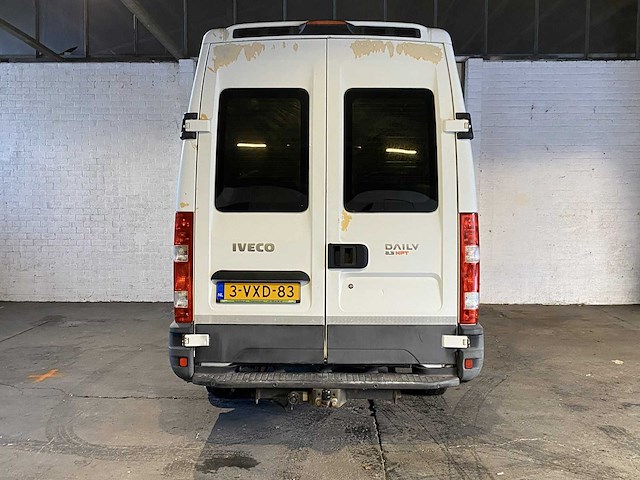 Iveco - daily - 35s14v 300 h2 l - van - afbeelding 4 van  16