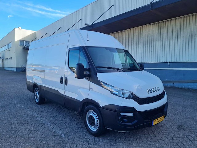 Iveco - daily - 35s15v 2.3 352 h2 l - v-038-pr - afbeelding 5 van  12