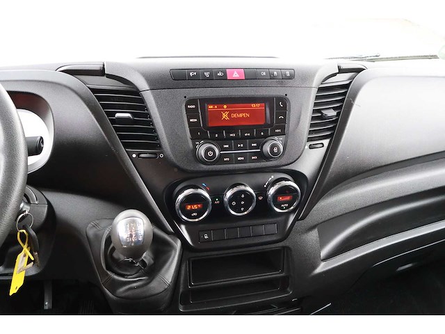 Iveco - daily - 35s16v 2.3 352 h3 l - bedrijfswagen - afbeelding 5 van  16