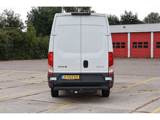 Iveco - daily - 35s16v 2.3 352 h3 l - bedrijfswagen - afbeelding 13 van  16