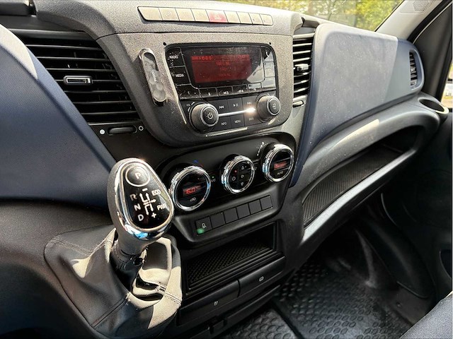 Iveco - daily - 35s16v 2.3 352 h3 l - v-731-zg - afbeelding 2 van  13