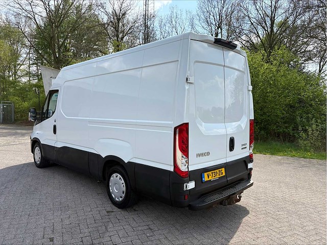Iveco - daily - 35s16v 2.3 352 h3 l - v-731-zg - afbeelding 10 van  13