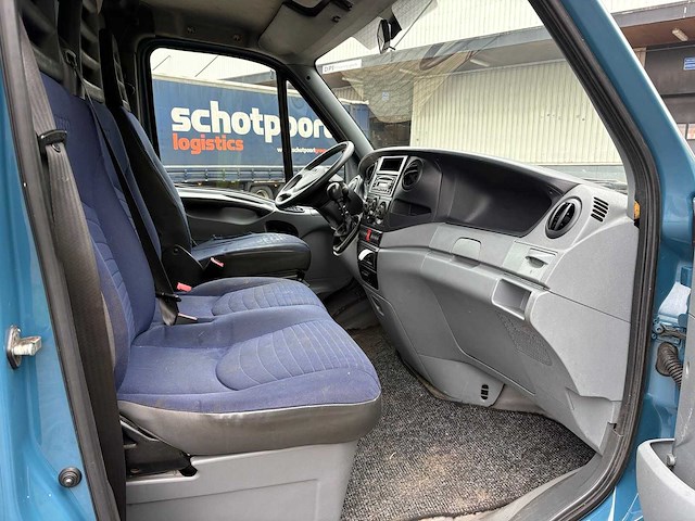 Iveco - daily - 40c15 345 - 5-vfd-26 - afbeelding 5 van  17