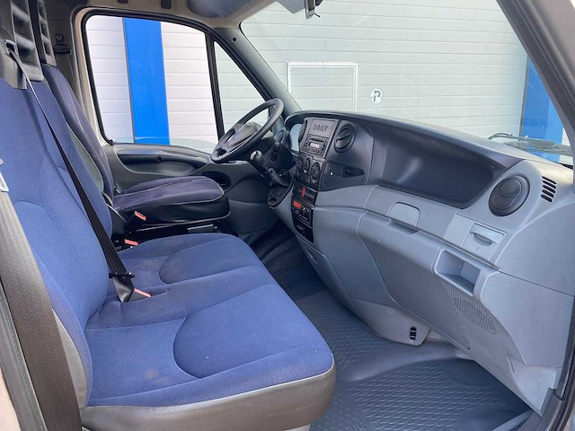 Iveco - daily 10 tons - truck - 2008 - afbeelding 10 van  18