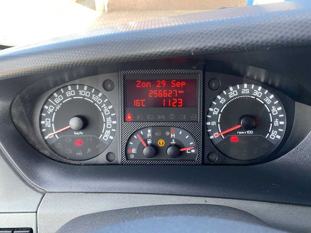 Iveco - daily 10 tons - truck - 2008 - afbeelding 6 van  18