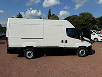 Iveco - daily 35s14v 2.3 352 l2h2 - van - afbeelding 11 van  16