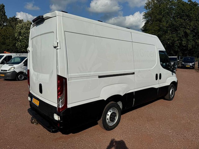 Iveco - daily 35s14v 2.3 352 l2h2 - van - afbeelding 12 van  16