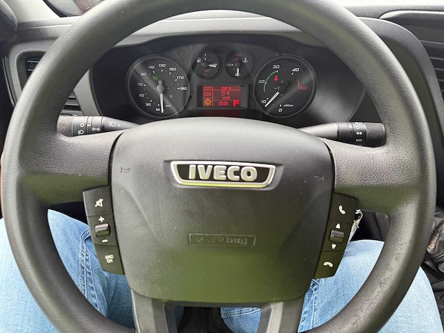 Iveco - daily 35s17v 3.0 352 l2h1 - van - afbeelding 7 van  18