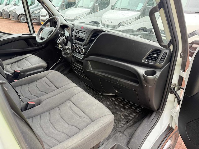 Iveco - daily 35s17v 3.0 352 l2h1 - van - afbeelding 12 van  18