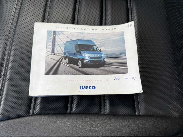 Iveco - daily 50c14n - max 11900 kg samenstel - bedrijfswagen - coxx oplegger - cng - 2019 - afbeelding 26 van  40