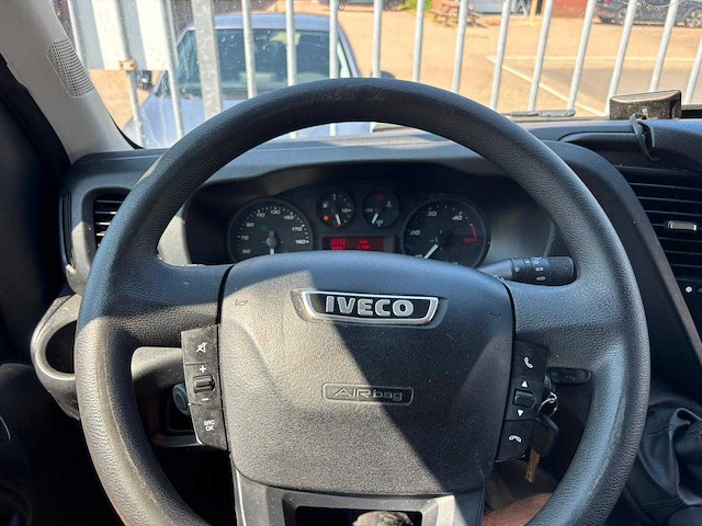 Iveco - daily automaat - 35c16v 2.3 410 h2 - van - afbeelding 3 van  16